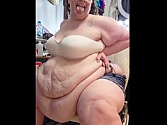 Amatrix, a 440lbs feedee From United States