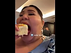 HunnyBunnany, a 335lbs foodie From Philippines