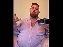 DoughyDrew, a 350lbs fat appreciator From United States