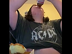 Youngfatty29, a 309lbs feeder From Canada