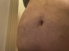 SwellingBellyGuy, a 310lbs feedee From United States