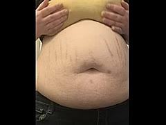 Brattyfatty420, a 242lbs feedee From United States