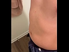 Thighsonmylap, a 182lbs feeder From United States