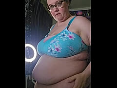 Curvylizabbw, a 100lbs feedee From United States