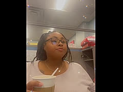 Nae32, a 349lbs foodie From United States