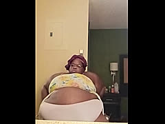 Mizzbigbelly35, a 504lbs feedee From United States