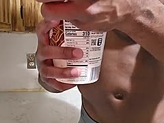 Iactuallybulk, a 200lbs gainer From United States