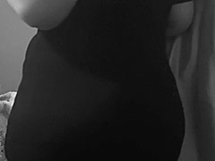 Bunnyxox, a 235lbs feedee From United States