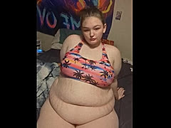 Bbwbunnie, a 300lbs feedee From United States