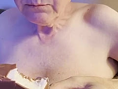 Fatty Timmy, a 180lbs gainer From United States